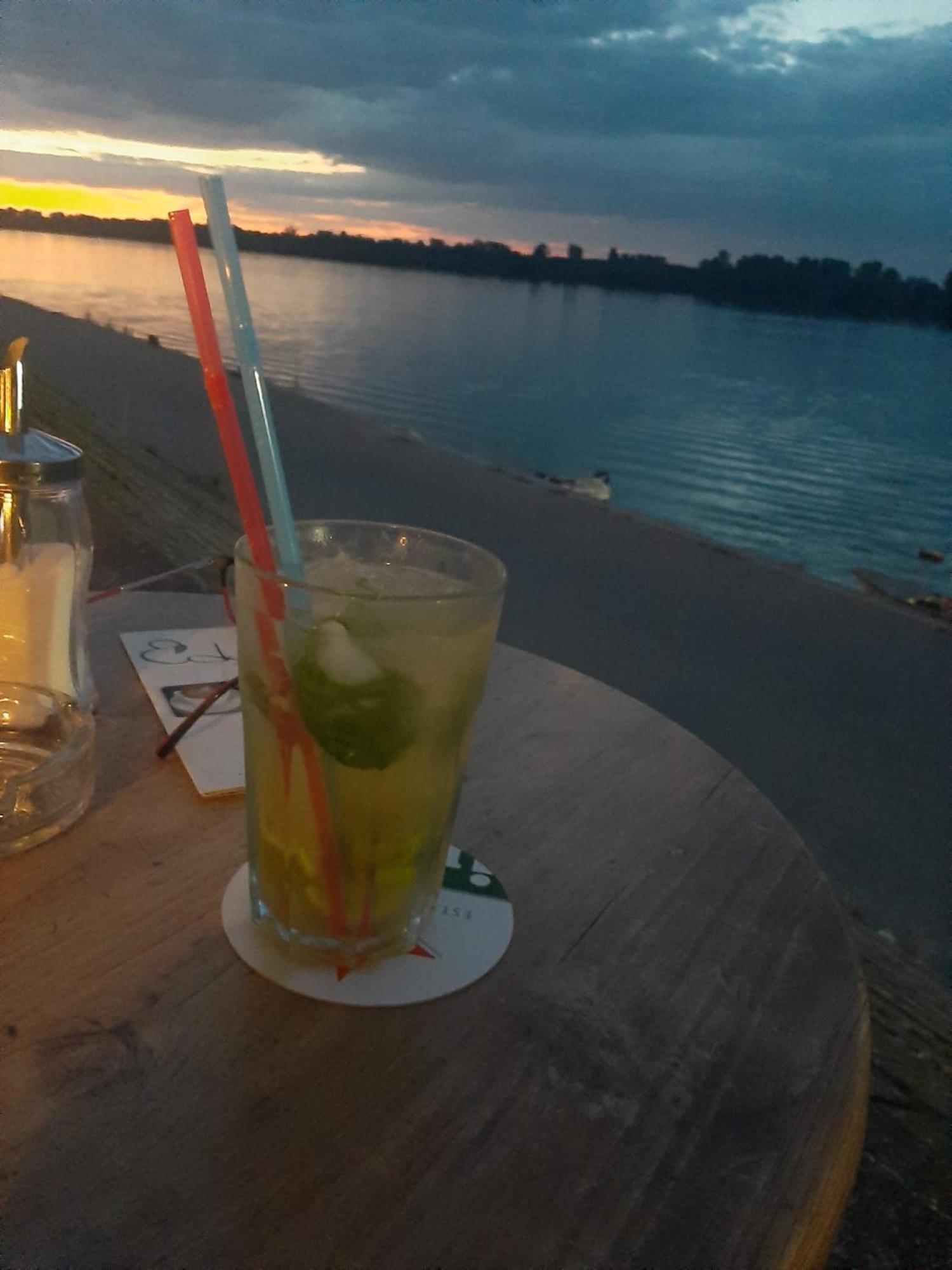 River Hostel בלגרד מראה חיצוני תמונה